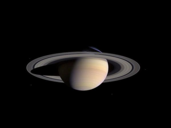 Saturno